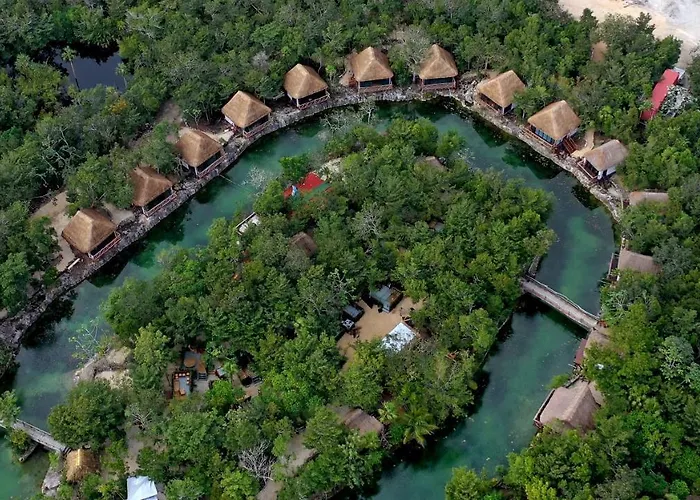 Zamna Eco-lodge Hotel *